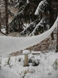 snow-on-the-clothes-line